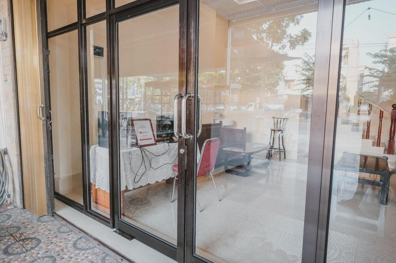 Reddoorz Near Ringroad City Walks Medan Ngoại thất bức ảnh